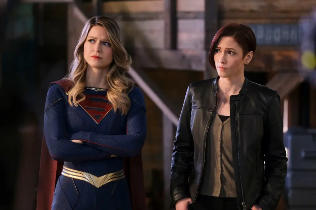 the protagonist and other side character of Supergirl Season 7 Release Date with confused face expression.