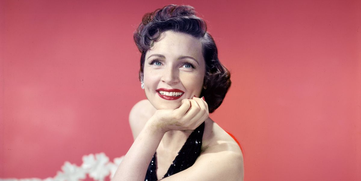 young Betty white posing for a shoot