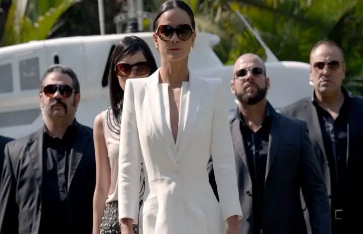 Teresa and other members of queen of the south
