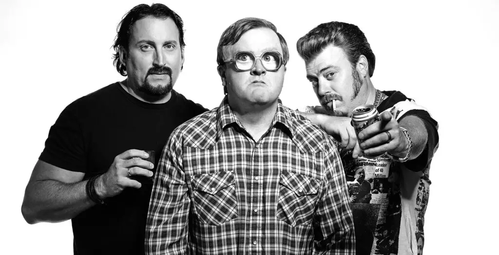 Ricky, Bubbles and Julian are posing together