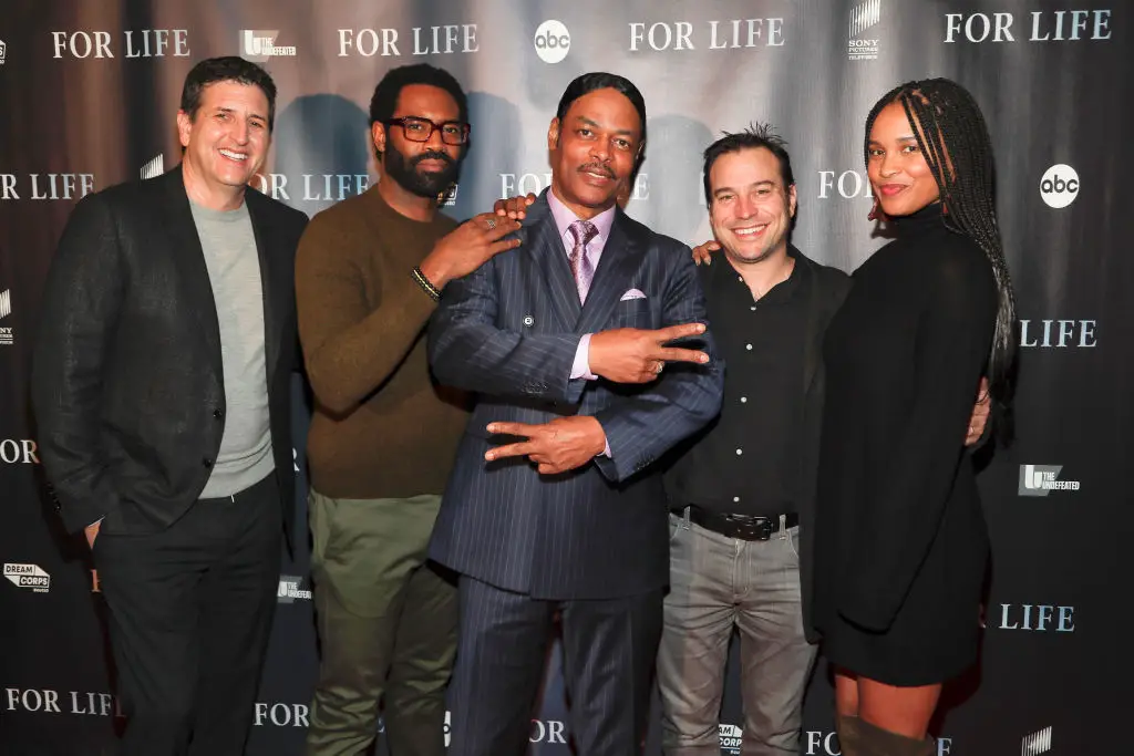 Cast of the show For Life